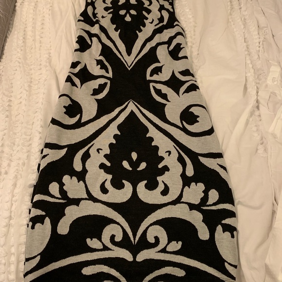 Frank Lyman lined sweater dress in size 8 - Picture 3 of 6